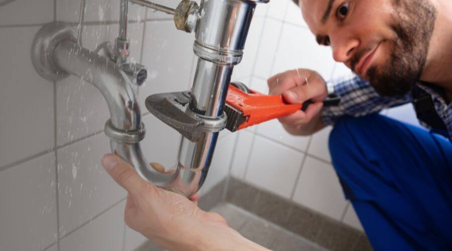 Professional sink repair in Cantril, IA